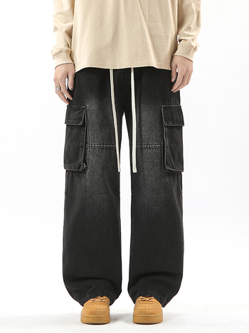 Muške traperice s labavim ravnim krojem, hongkonški stil, srednji struk, zatvaranje uzicom, džepovi s ukrasom, pamukova smjesa.