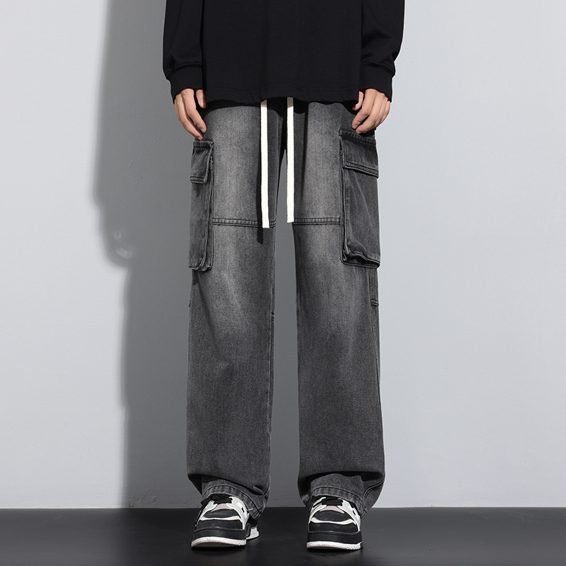 Muške traperice s labavim ravnim krojem, hongkonški stil, srednji struk, zatvaranje uzicom, džepovi s ukrasom, pamukova smjesa.