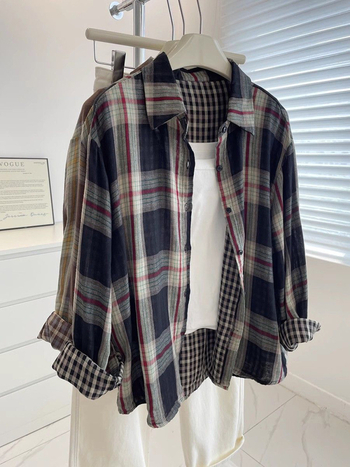 Ženska košulja s prugama i karirama, polo ovratnik, slobodan kroj, retro literarni stil