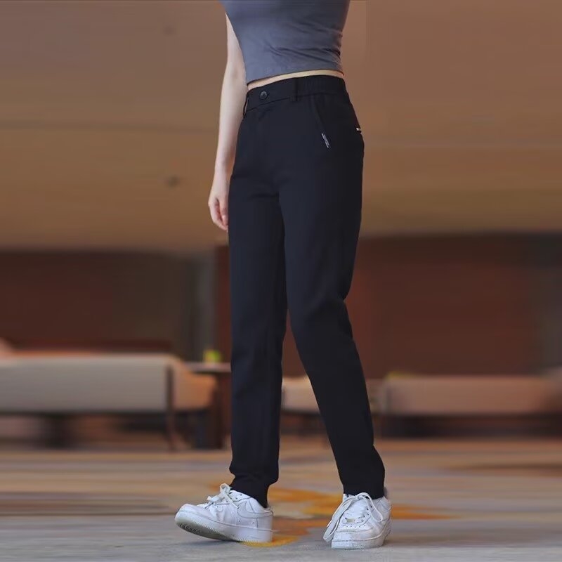 Muške hlače za poslovni casual, slim fit s ravnim krojem, srednji struk, kopča vezicom, bez glačanja, 95% poliester, više džepova