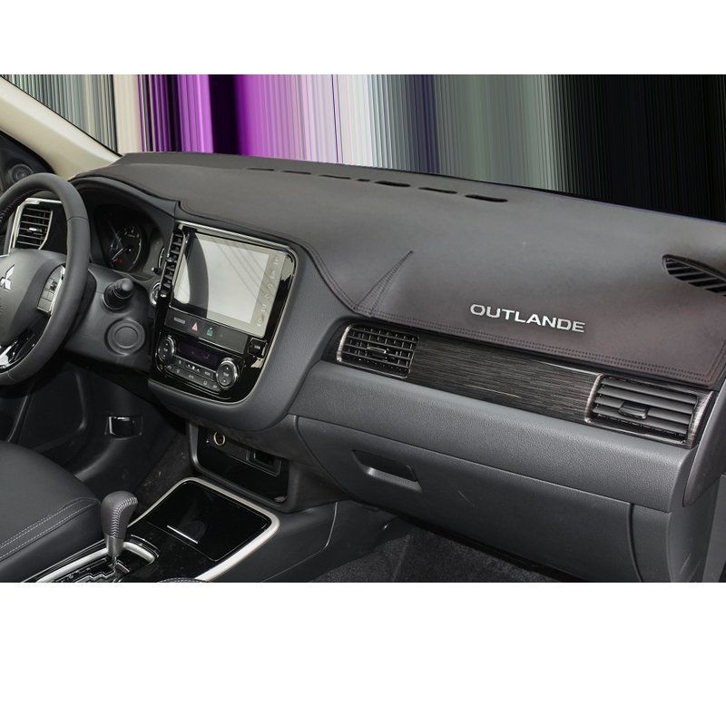 Kožni anti-refleksijski mat za ploču instrument tablice Mitsubishi Outlander – zaštita od sunca i UV, tisak logotipa
