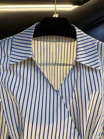 Ženska košulja od poliestera s 3D uzorkom, V izrez, dugi rukavi, prednje kopčanje s tri gumba