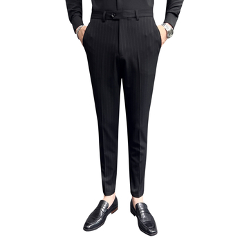 Prugaste muške hlače za odijelo, ravnog kroja, lagani poslovni stil, mikroelastične, poliester 67.2%