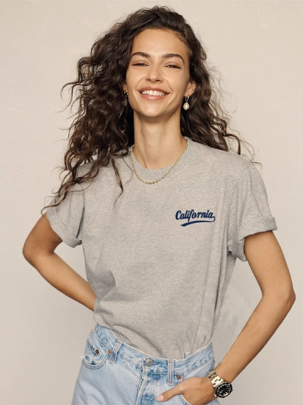Ženski pamučni kratki rukav T-shirt, print s anime likom, opuštenog kroja, okrugli izrez, srednja duljina, ljeto 2025