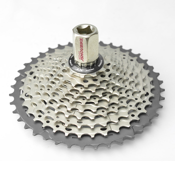 Инструмент за демонтаж и монтаж на flywheel за велосипед – подходящ за пътни и планински велосипеди; Материал: Друг; Марка: Друг; Не е вносен