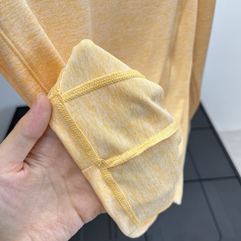 Ženski T-shirt s dugim rukavima od pamukasto-blend materijala s viskozom do 30%, kreativan uzorak, pulover stil, okrugli izrez, široka silueta
