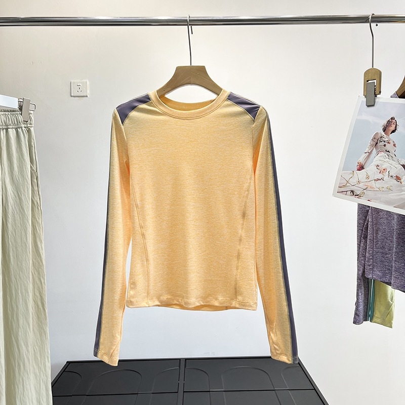 Ženski T-shirt s dugim rukavima od pamukasto-blend materijala s viskozom do 30%, kreativan uzorak, pulover stil, okrugli izrez, široka silueta