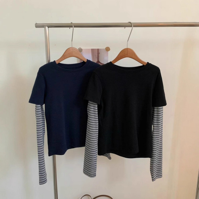 Ženski T‑majica s dugačkim rukavima u prugama, korejskog stila — labav kroj, okrugli vrat, pamuk-elastan smjesa, duljina 50–65 cm, 80–90% pamuk, Ljeto 2025