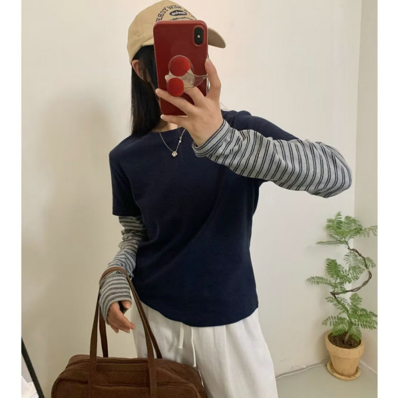 Ženski T‑majica s dugačkim rukavima u prugama, korejskog stila — labav kroj, okrugli vrat, pamuk-elastan smjesa, duljina 50–65 cm, 80–90% pamuk, Ljeto 2025