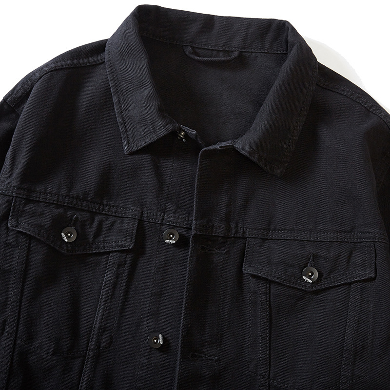 Muška džins jakna – opuštena silueta, rever s lapom, jednostruko kopčanje, patch džepovi, pamuk podstava, pogodno za proleće i jesen