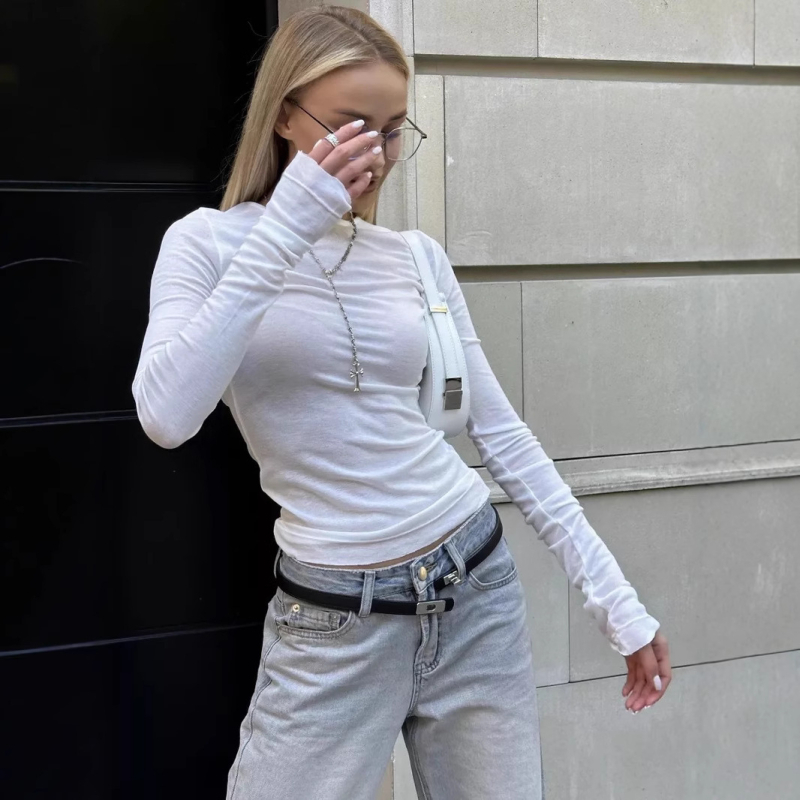 Tricou doamnă slim-fit cu guler rotund și mâneci clopot, amestec poliester-spandex, model solid, lungime scurtă
