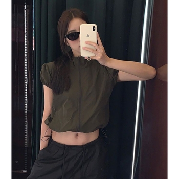 Tricou pentru femei, croială Slim fit, mâneci scurte, guler semi-turtleneck, poliester 95% + bumbac <30%