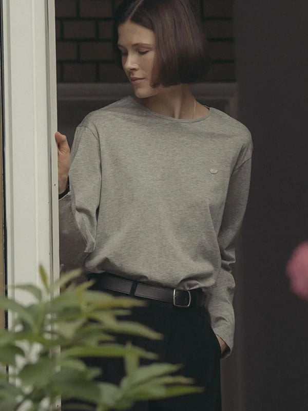 Ženska pamučna majica s dugim rukavima, okrugli vrat, slobodan kroj, 95% pamuka i više, duljina 50–65 cm, jesen 2025 ležerni japansko-korejski stil