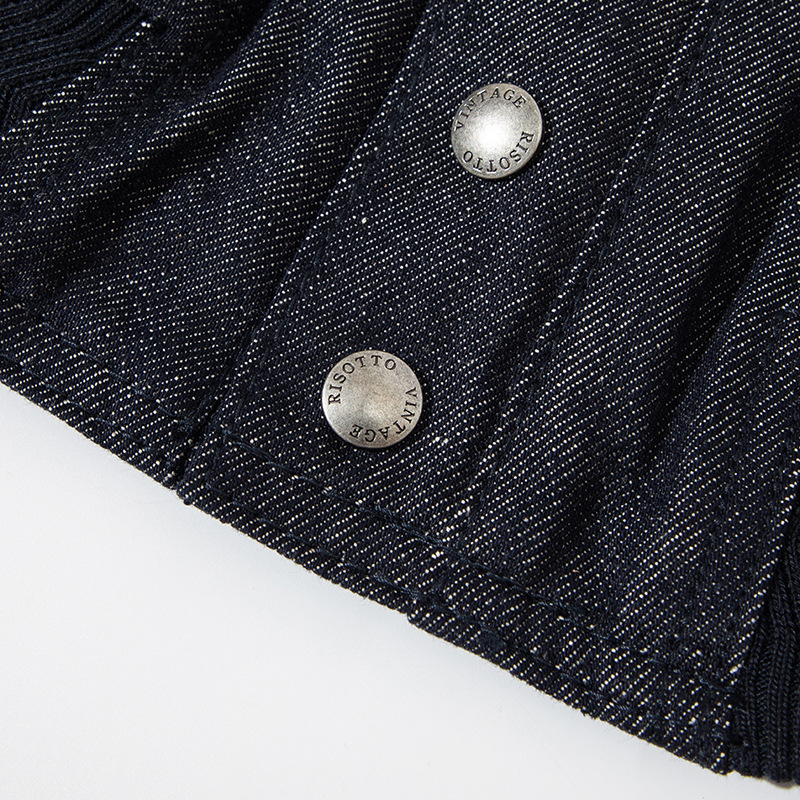 Muška denim jakna, casual stil, 100% pamuk, podstava od acetatnih vlakana, bez ovratnika, jednodijelno kopčanje, široka kroj