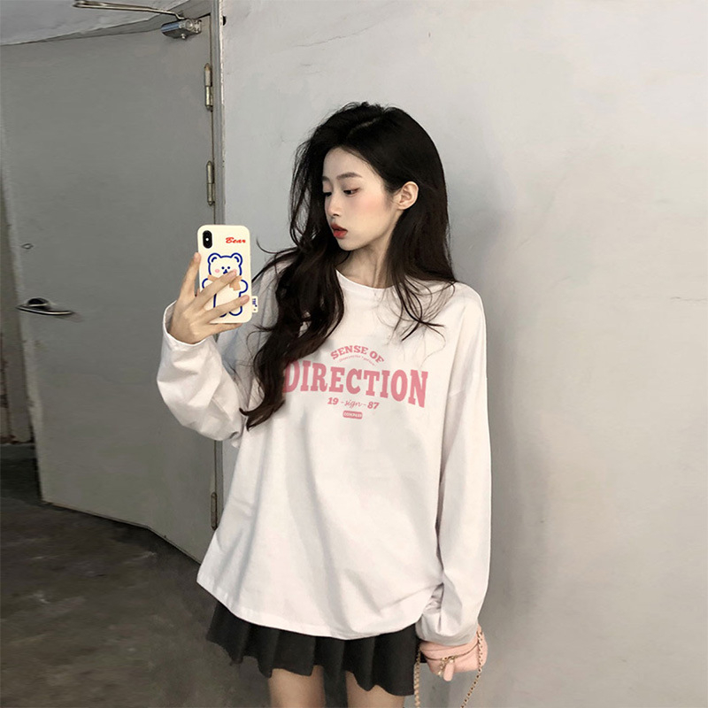 Ženski pamučni T‑majica s dugim rukavima, slobodan kroj, okrugli izrez, raglanske rukave, ultra kratka duljina (≤40 cm)