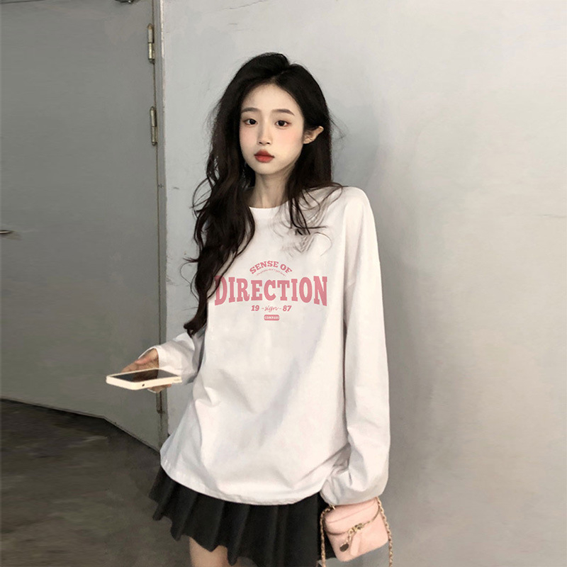 Ženski pamučni T‑majica s dugim rukavima, slobodan kroj, okrugli izrez, raglanske rukave, ultra kratka duljina (≤40 cm)