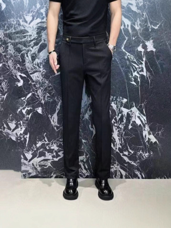 Muške casual hlače slim-fit, visokim strukom, pamuk-elastanska smjesa, ravni kroj, više džepova