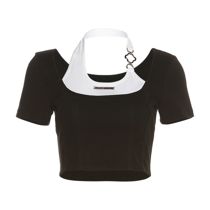tricou slim-fit cu guler halter, mâneală scurtă, design cu colaj/cusătură și imprimeu text, poliester 70–80%