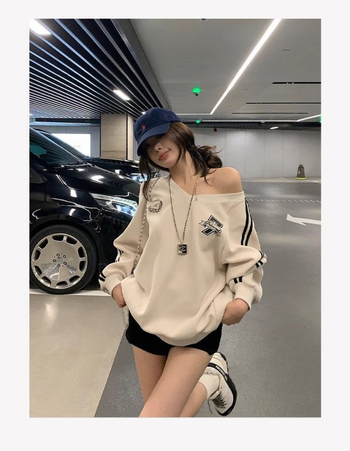 Ženski džemper s V-izrezom, fleece podstavljenim, ležernog kroja, dugim rukavima, s otiskom