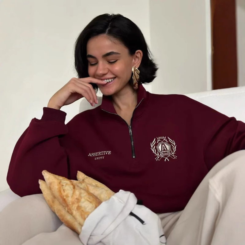 Ženski pulover s fleksi podstavom i polo ovratnikom, slobodan kroj, srednja duljina, dugi rukavi, zatvarač, pamuk-poliester mješavina