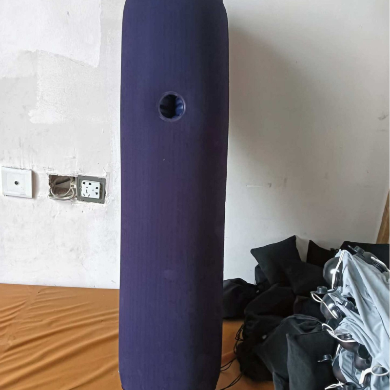 Κυλινδρικό φουσκωτό μαξιλαράκι με επίστρωση PVC - φορητό σεξουαλικό παιχνίδι