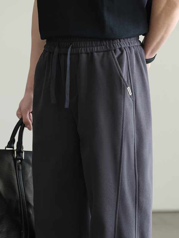 Muške sportske casual hlače - srednji pojas, straight kroj, vezanje šnuralom, prozračne pamuk-poliester mješavina, odvodi vlagu