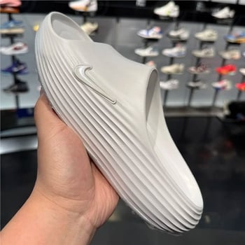 Sandale pentru bărbați: partea superioară EVA, talpa din cauciuc, uscare rapidă, talpă turnată dintr-o singură bucată, toc plat