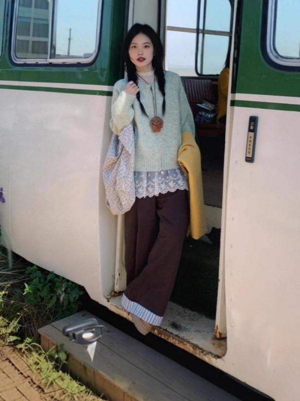 Damski debeli pleteni kardigan s dvostrukim zatvaračem, okrugli izrez, dugi rukavi, jednobojni dizajn