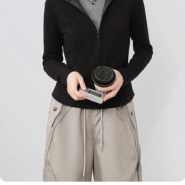 Dvostruka baršunasta joga jakna za jesen-zimu, uski kroj, zatvarač, stojeći ovratnik, 70–80% poliestera