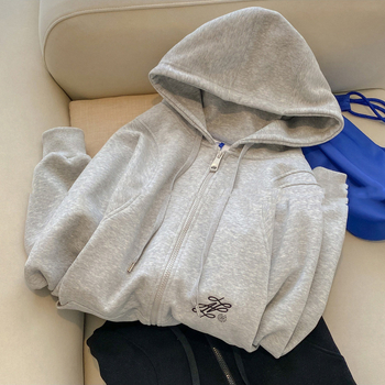 Kardigan s kapuljom i zipom, izvešena slova, širok kroj, pamukasta tkanina, korejski stil