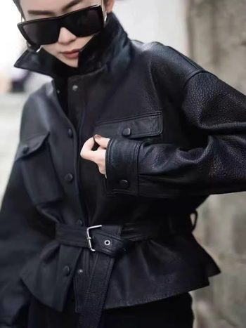 Ženska kožna jakna od ovčje kože sa strukom, casual stil, rever ovratnik, dugi rukav, jesen 2025