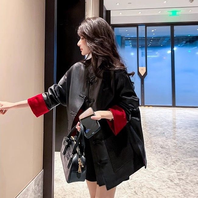 Ženska jakna od umjetne kože, stojeći ovratnik, A-linijski kroj, proljeće 2025