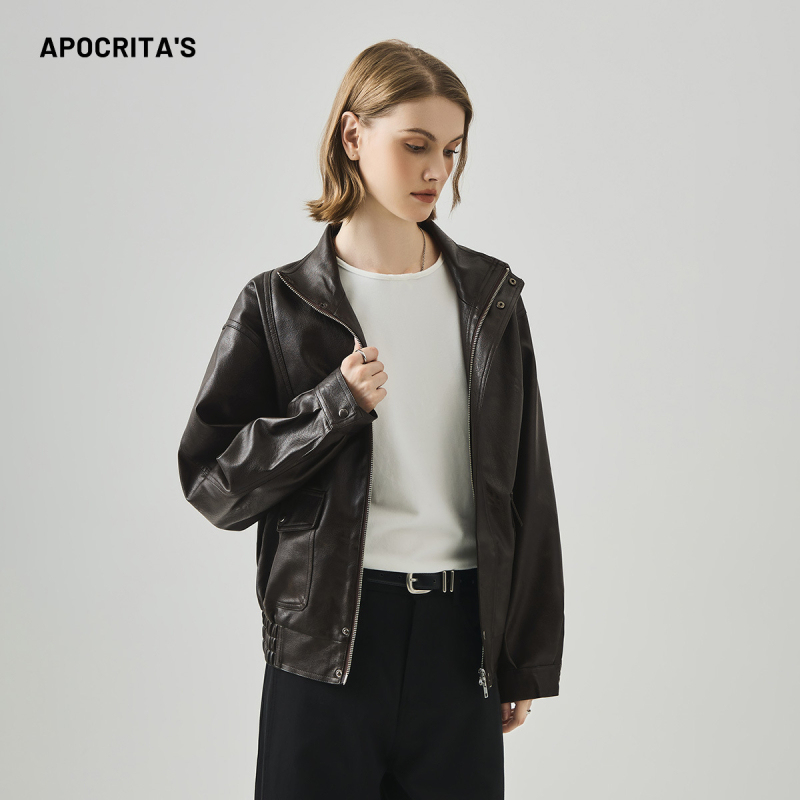 Jakna od umjetne kože za žene, s ovratnikom-stojnikom, labav kroj, dugi rukavi, poliester tkanina