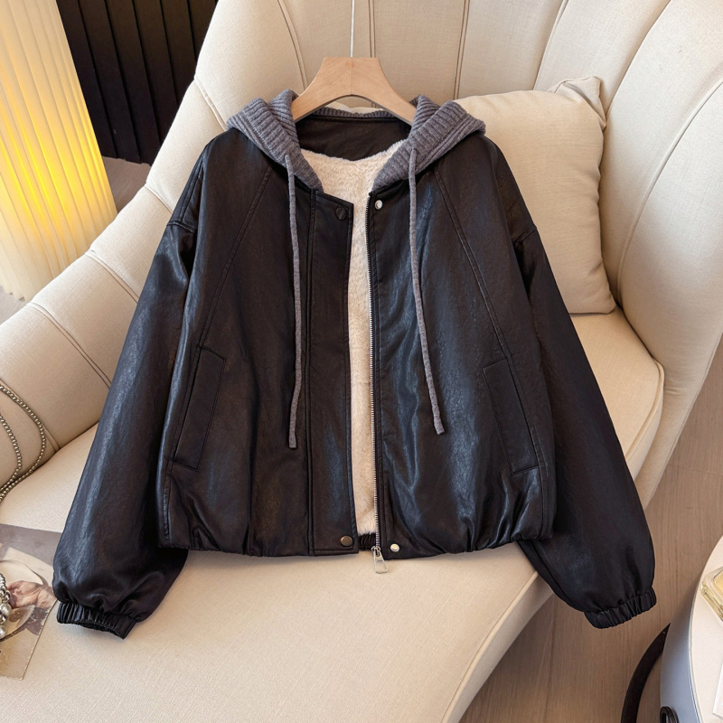 PU kožna jakna s kapuljom, zip zatvaranje, patchwork dizajn, udoban kroj