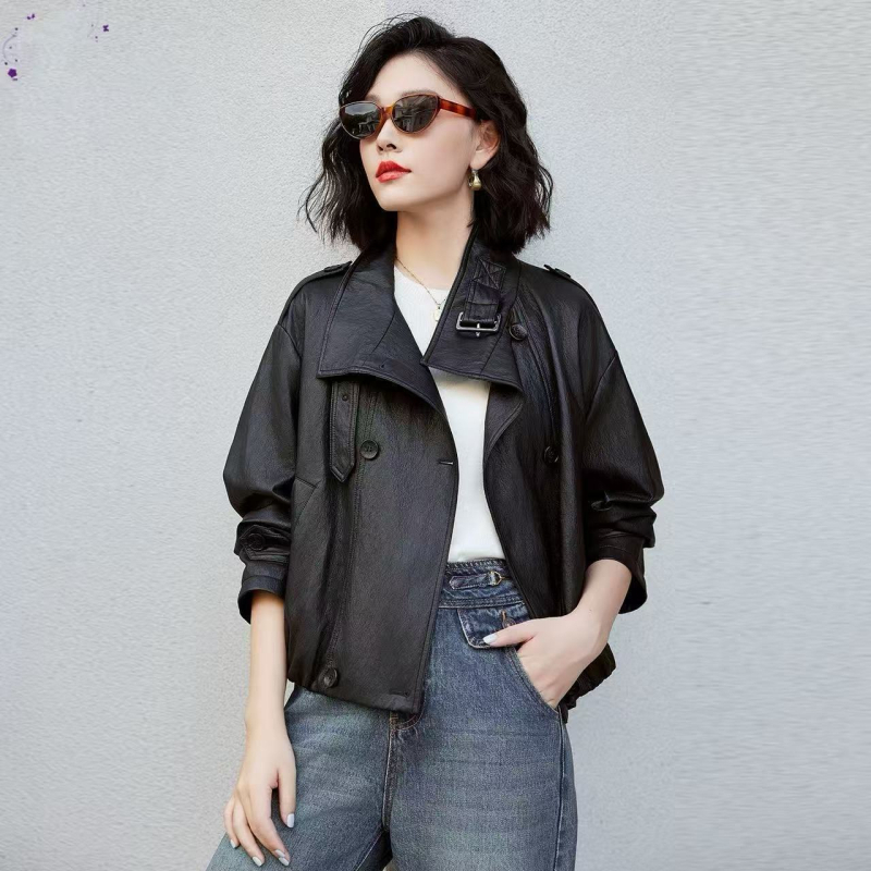 Ženska kratka kožna jakna u američkom stilu, stojeći ovratnik, imitacija kože, rok stil, jesen 2025