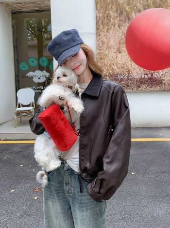 Ženska jakna od umjetne kože s reverom, raglan rukavima, uski kroj – jesen 2025