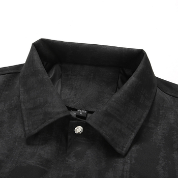 Trench kaput srednje dužine s reverom, kamuflažni cvjetni uzorak, poliesterska mješavina, podstavljena 100% poliester, bočne džepove, jesen