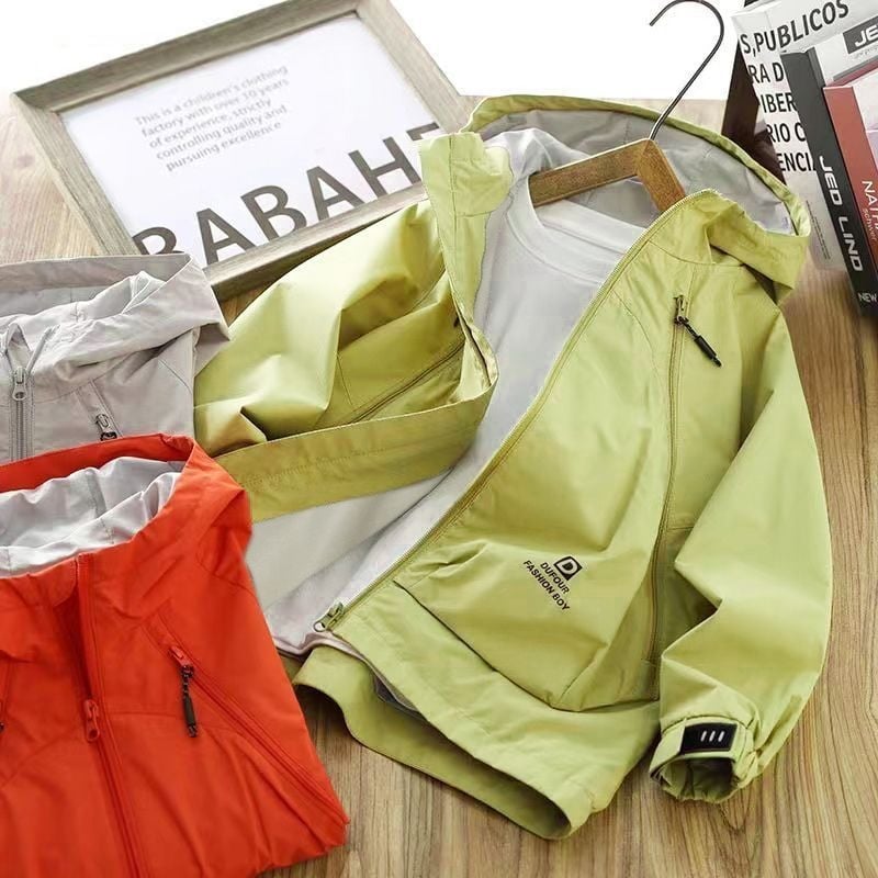 Αντιανεμικό παλτό, Ευρωπαϊκό-Αμερικάνικο στυλ, φερμουάρ, ψηλός γιακά, εφαρμοστό σιλουέτα