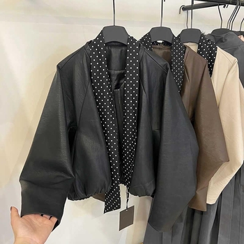 Ženska kožna jakna s Bat-Sleeve rukavima, umjetna koža, okrugli ovratnik, zatvarač, ultra kratka duljina