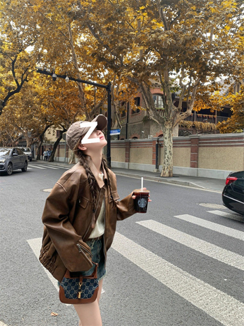 Ženska PU kožna jakna, srednja duljina, polo ovratnik, zatvarač, slobodan kroj, dugi rukavi