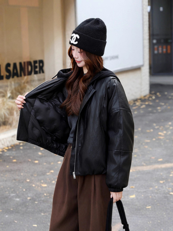Ženska PU kožna jakna s kapuljom, kratka silueta, opušten stil, prednji zip, casual stil