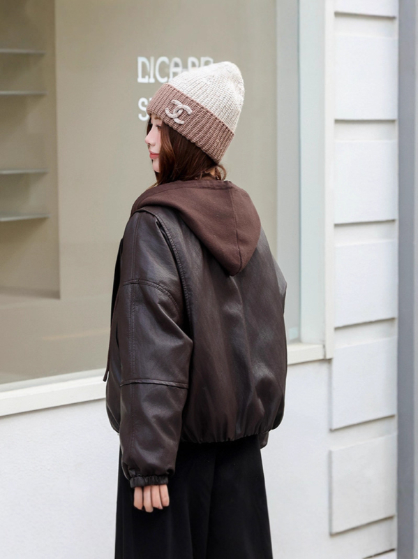 Ženska PU kožna jakna s kapuljom, kratka silueta, opušten stil, prednji zip, casual stil