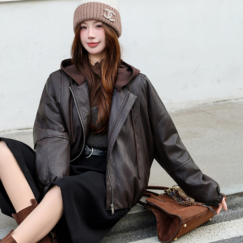 Ženska PU kožna jakna s kapuljom, kratka silueta, opušten stil, prednji zip, casual stil