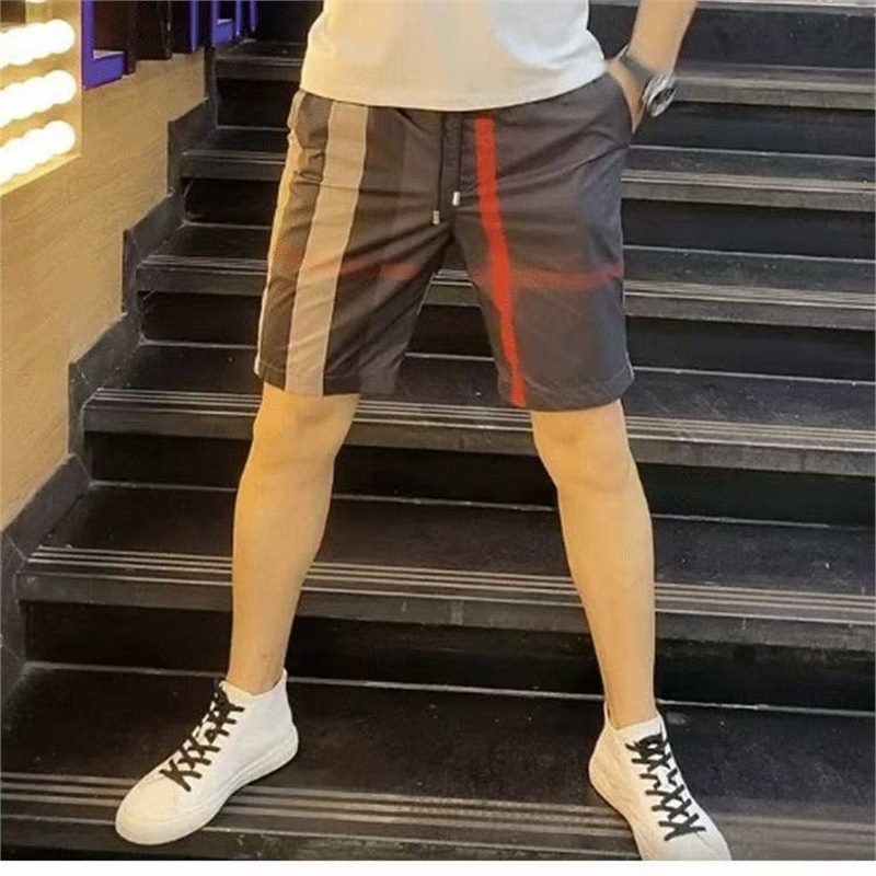 Muške kratke hlače s ispisanim kariranim uzorkom, korejski stil, straight kroj, srednji pojas, tanak materijal