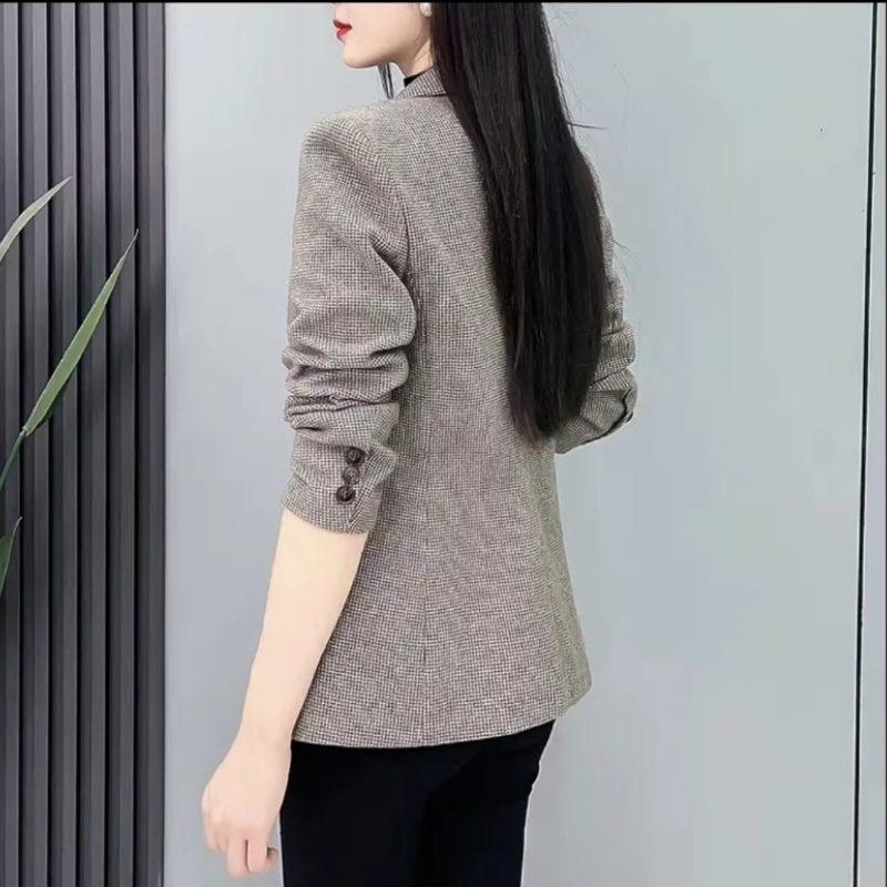 Žensko sako s houndstooth uzorkom, slim kroj, Polo ovratnik, jedno-kopčanje, dugi rukavi, tkanina odela 30–50% elastan