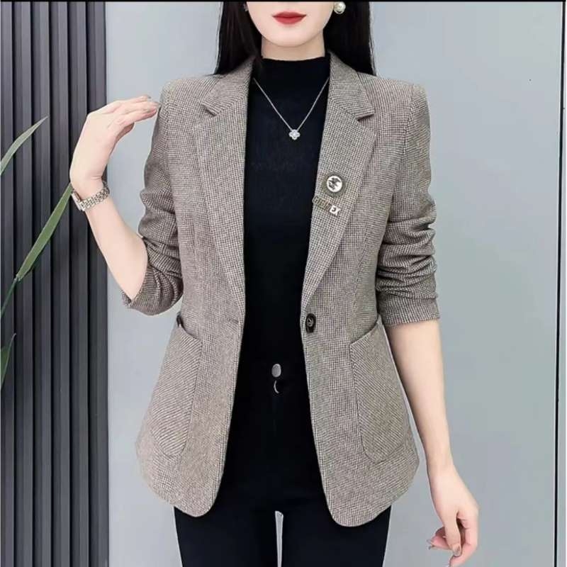 Žensko sako s houndstooth uzorkom, slim kroj, Polo ovratnik, jedno-kopčanje, dugi rukavi, tkanina odela 30–50% elastan