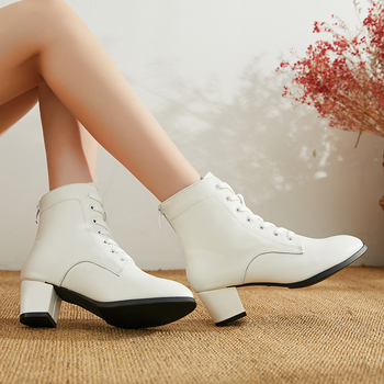 Ženski plesne cipele od teleće kože, gumeni đon, visok gornji dio, zatvarač, sve sezone