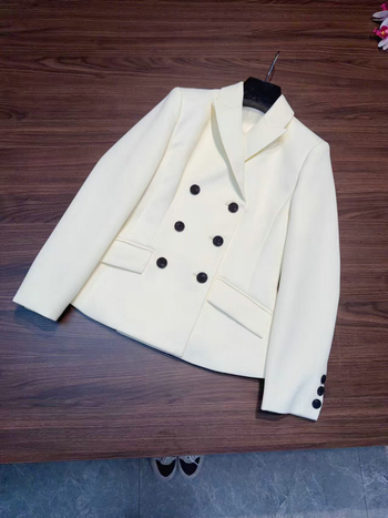 Ženski dvostruko kopčani sako u poslovnom stilu, s ovratnikom u stilu sakoa, dugi rukavi, materijal: imitacija svile i vune, jesen 2025