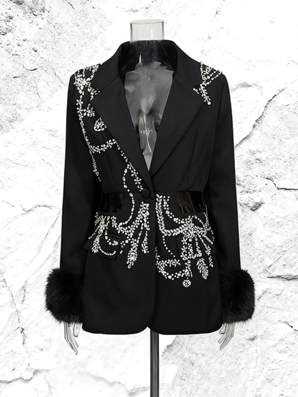 Damsko usko sako s jednim gumbom i dijamantnom dekoracijom, otkriva struk, poliester, zima 2025