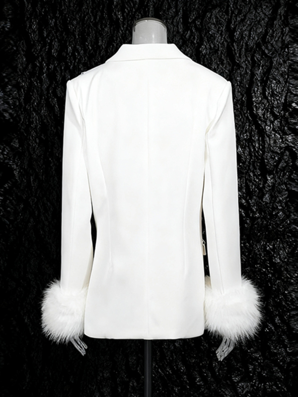 Damsko usko sako s jednim gumbom i dijamantnom dekoracijom, otkriva struk, poliester, zima 2025